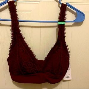 NWT Women’s SO bralette size Small/Medium.